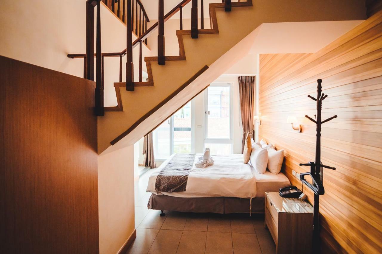 어롼 사사 노 라무르 비앤비 B&B 외부 사진